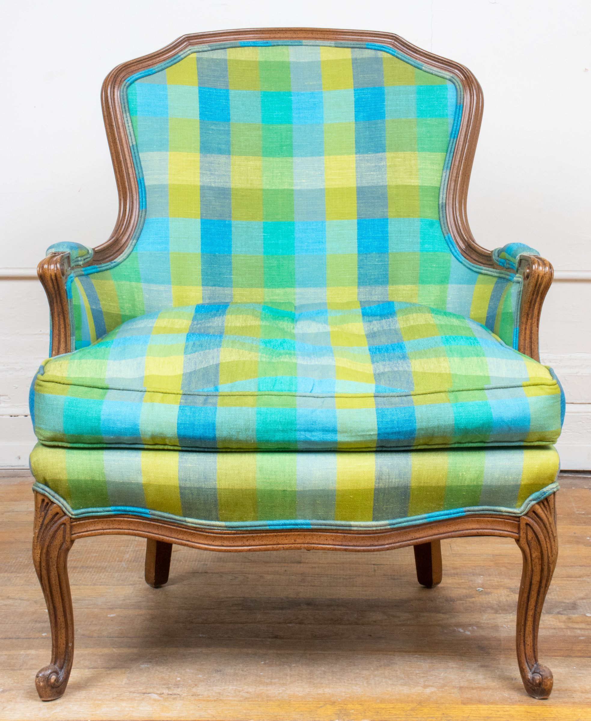 LOUIS XV STYLE PLAID UPHOLSTERED 3c3c8a