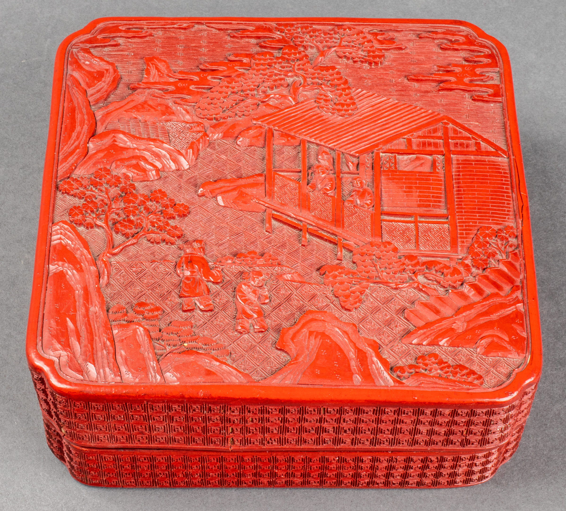 CHINESE CARVED CINNABAR LACQUER 3c3ce2
