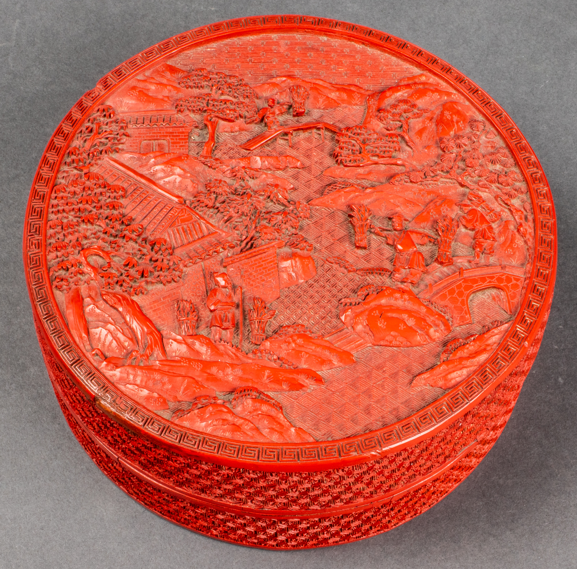 CHINESE CARVED CINNABAR LACQUER