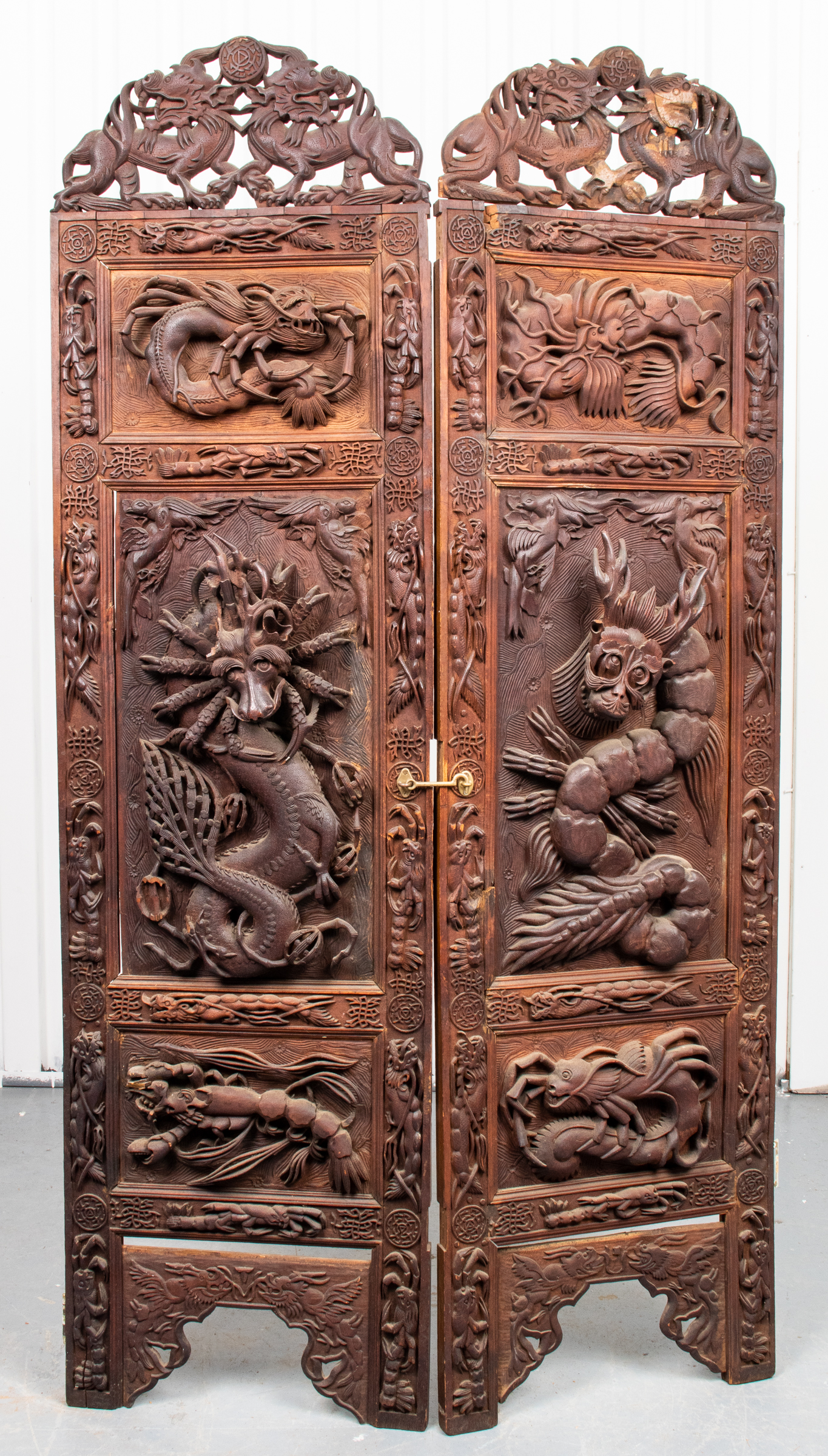 INDONESIAN CARVED HARDWOOD TWO 3c3d0e