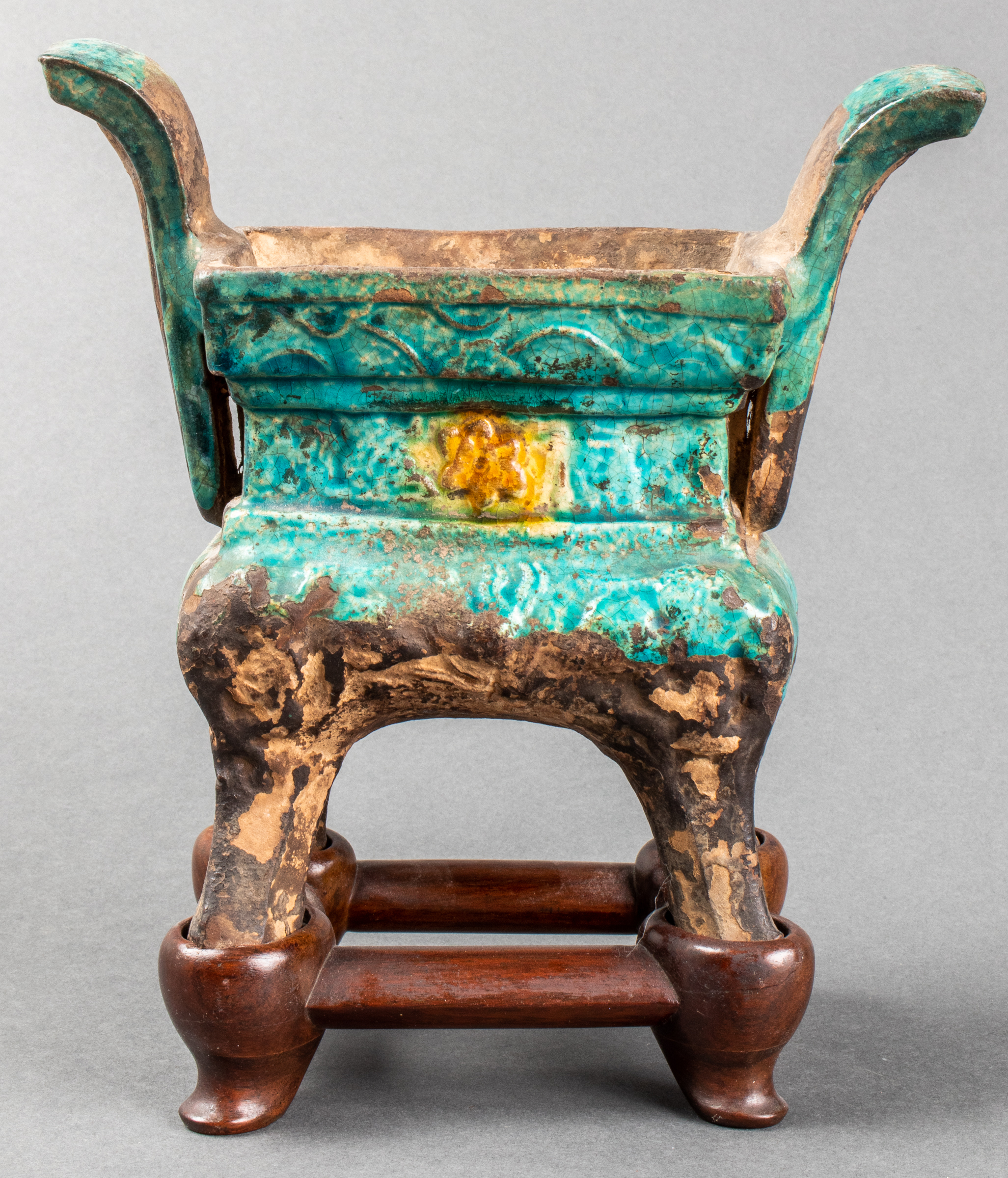 CHINESE MING TURQUOISE GLAZED POTTERY