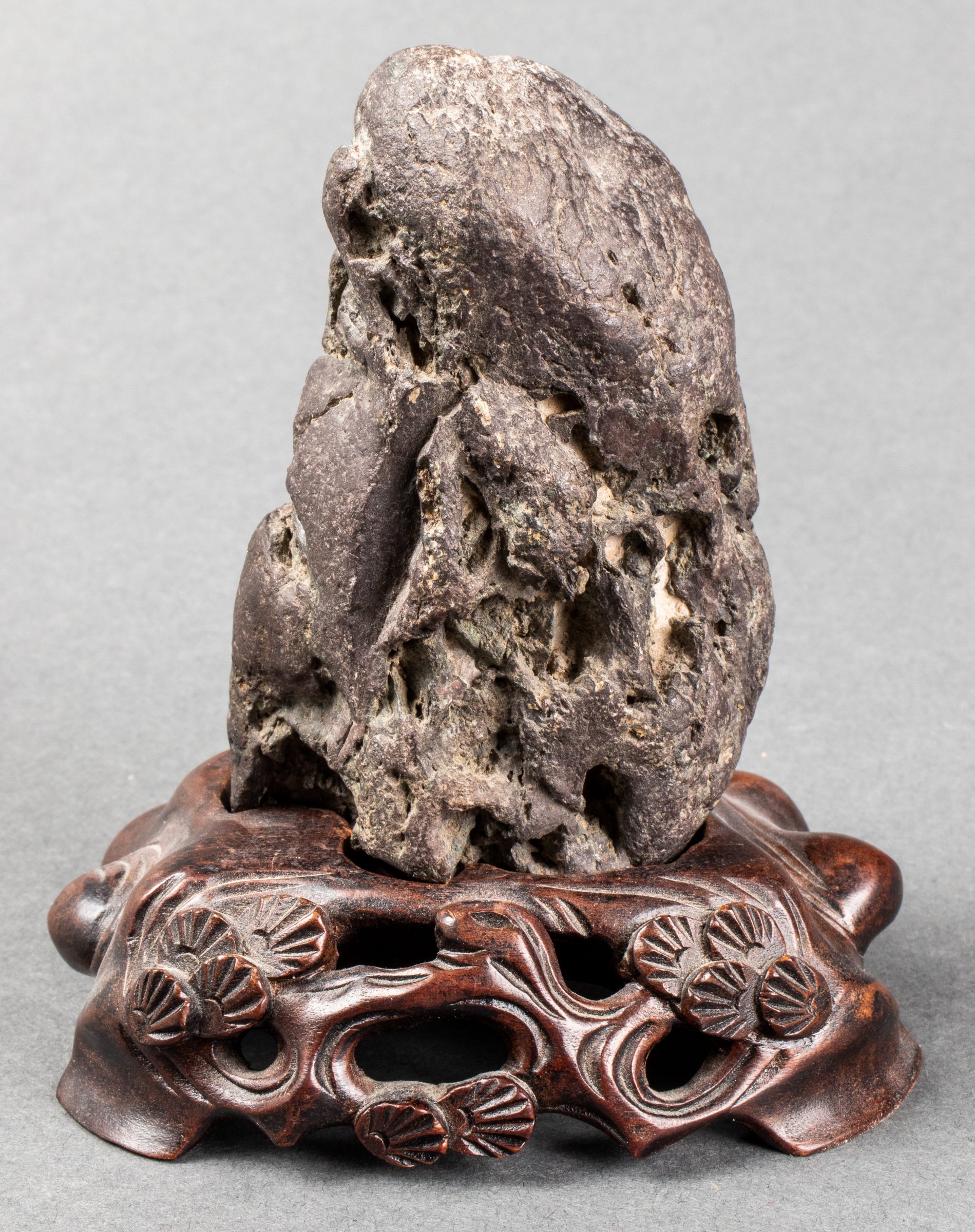 CHINESE SMALL YING STONE GONGSHI 3c3d1b