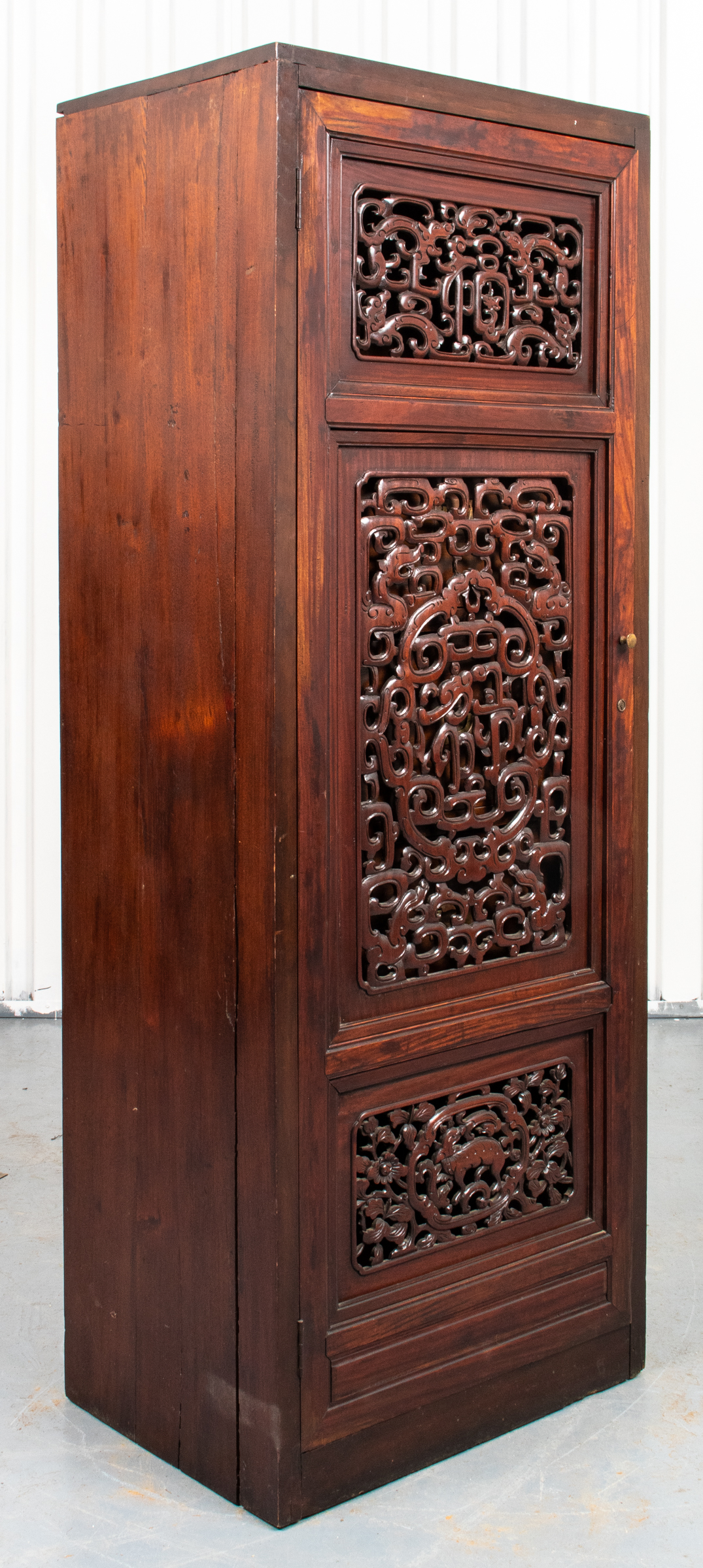 CHINESE CARVED OPENWORK HARDWOOD