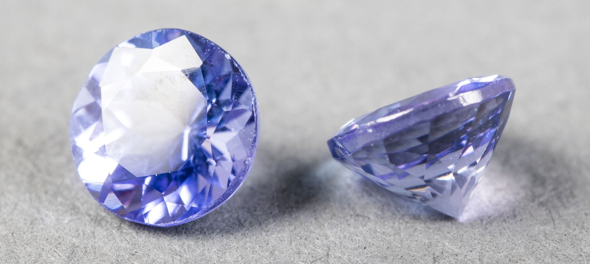 1.60 CTTW. LOOSE ROUND-CUT TANZANITE