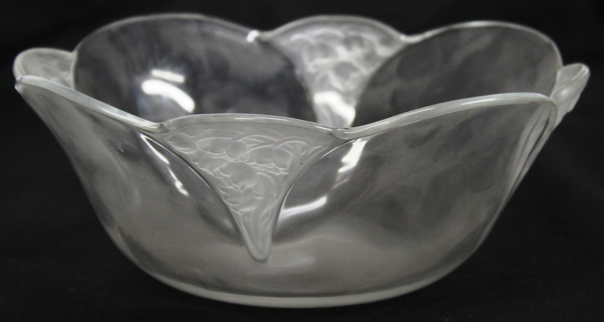 LALIQUE MANNER PRESSED GLASS BOWL 3c3f37