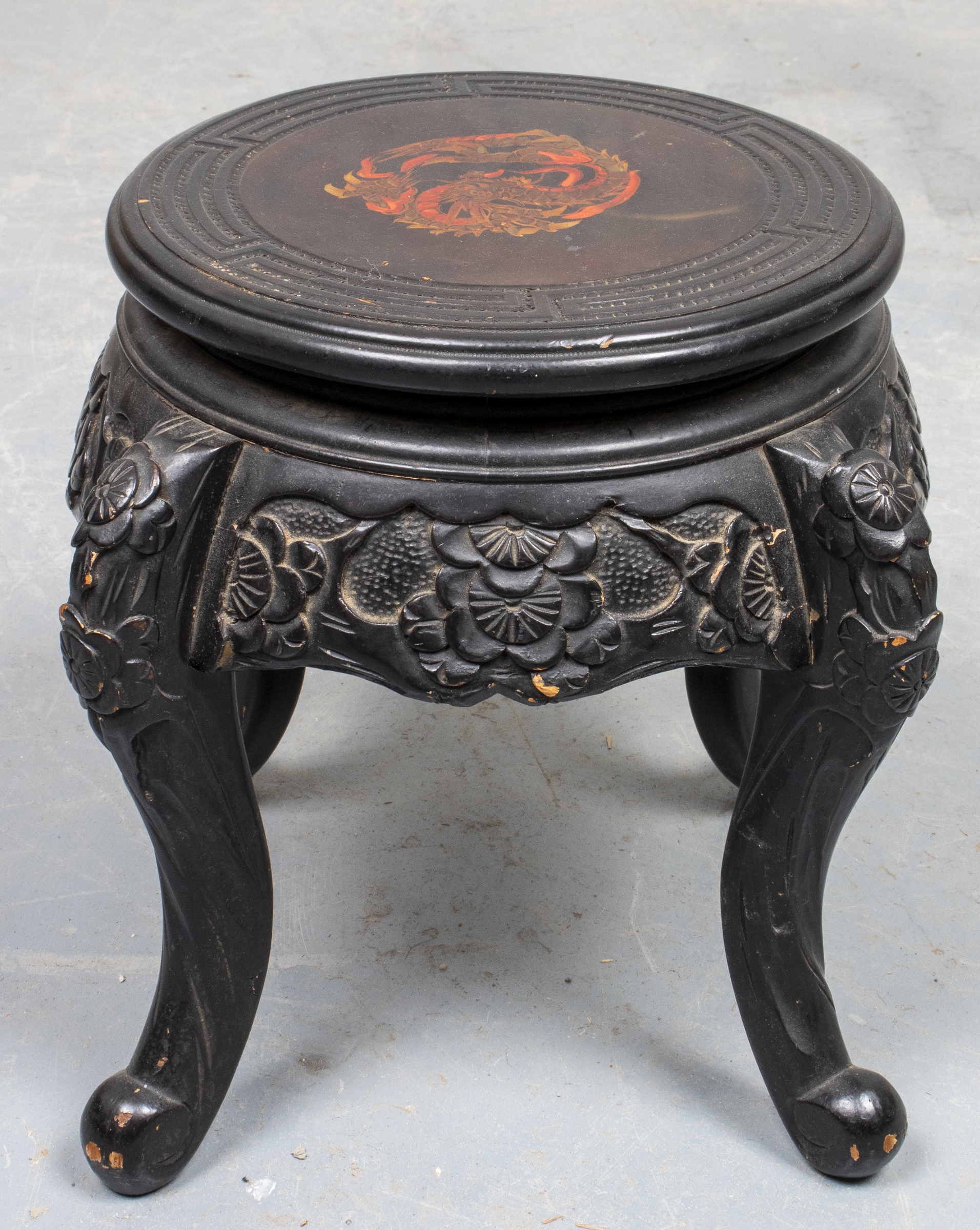 CHINESE CARVED HARDWOOD STAND WITH 3c3fa3