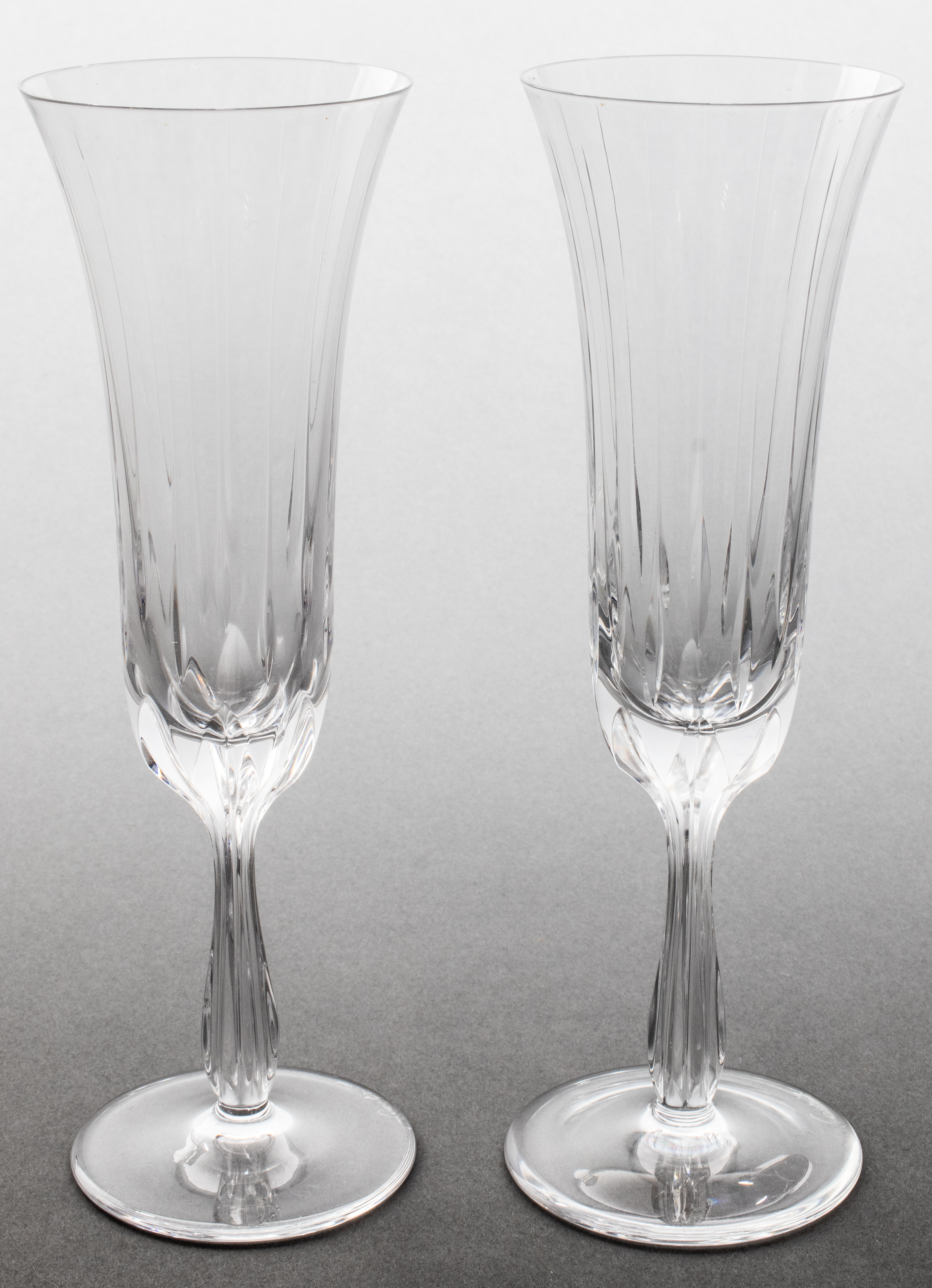 CARTIER CUT CRYSTAL CHAMPAGNE FLUTES  3c40cc