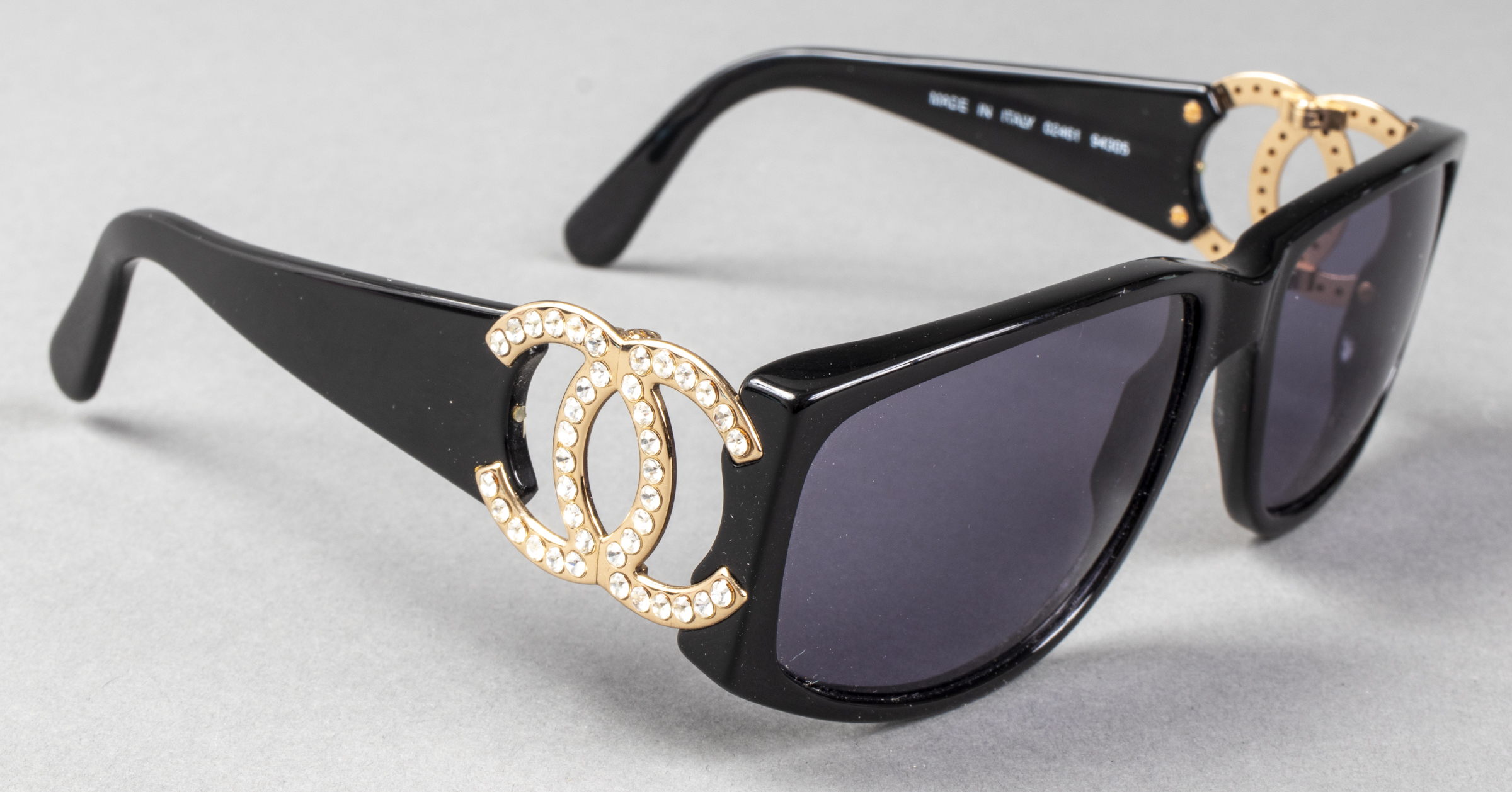 CHANEL DESIGNER CC LOGO SUNGLASSES 3c4102