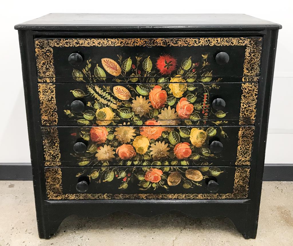 AMERICAN PAINT DECORATED CHEST 3c41a3