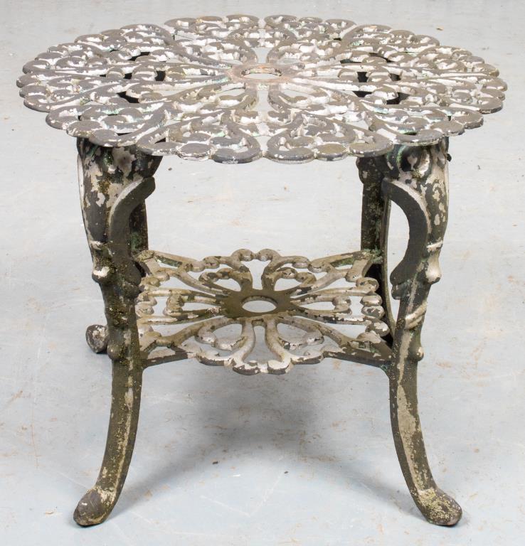 CAST IRON GARDEN TABLE Cast iron