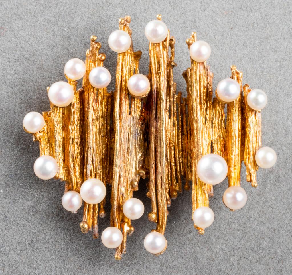 VINTAGE 18K YELLOW GOLD & PEARL BROOCH