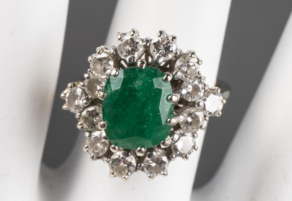 VINTAGE 14K WHITE GOLD EMERALD 3c4349