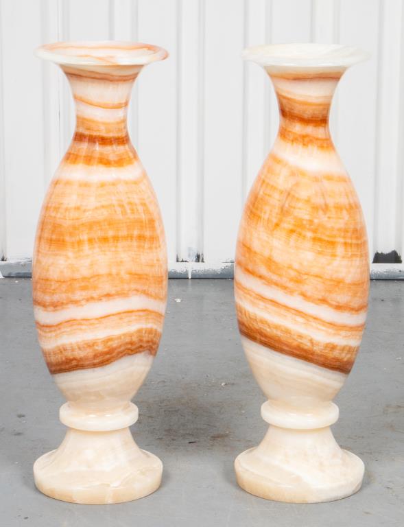 BANDED ONYX FLOOR VASES PAIR Pair 3c43f3