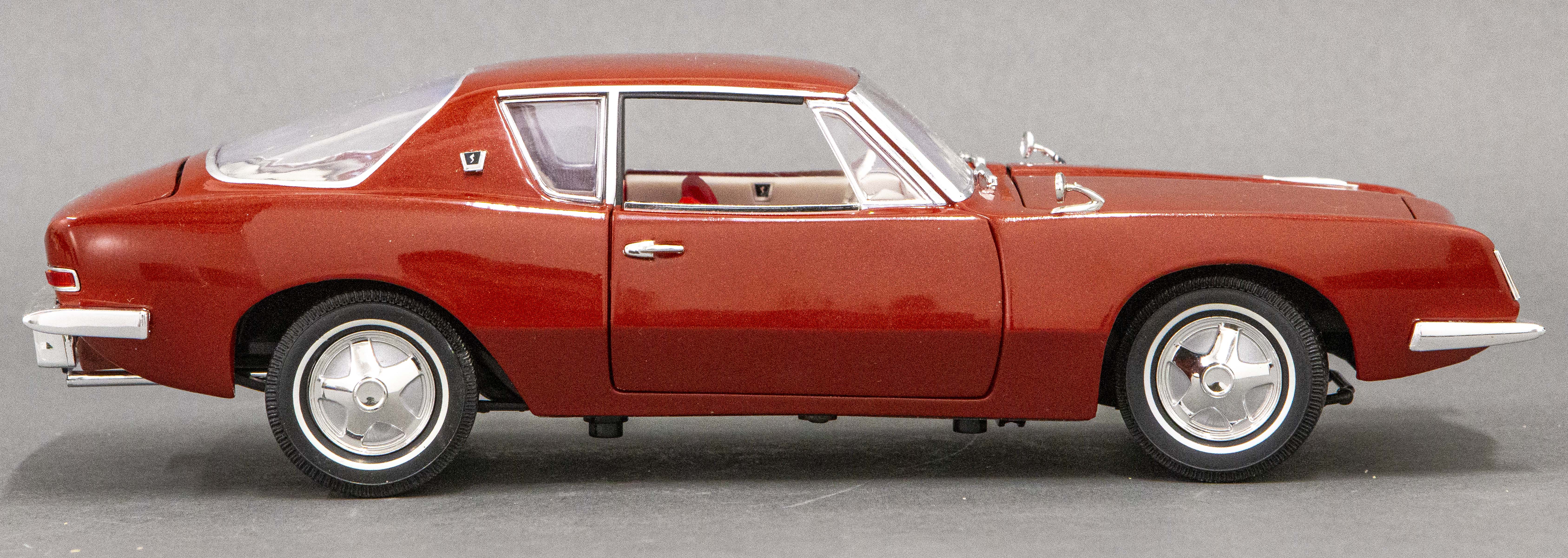 1963 STUDEBAKER AVANTI DIE CAST 3c4581