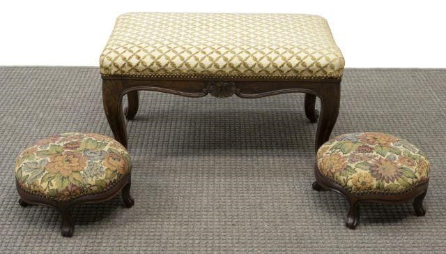  3 FRENCH LOUIS XV STYLE FOOTSTOOLS lot 3c1eb9