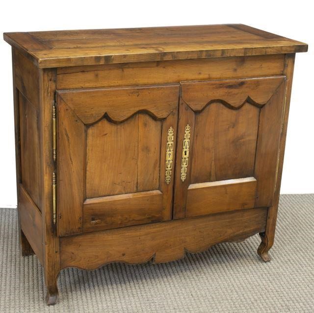 PETITE FRENCH LOUIS XV STYLE FRUITWOOD 3c1ebf