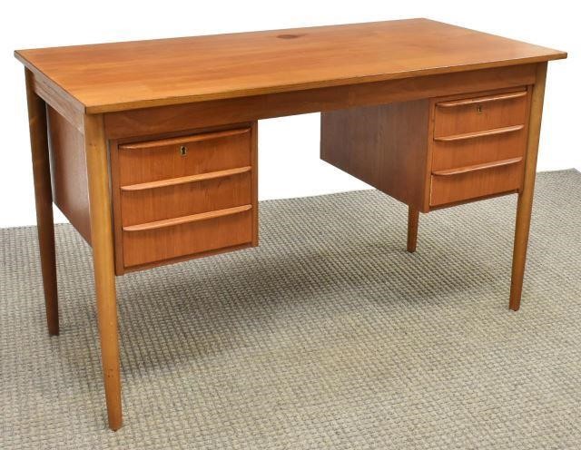 DANISH MID CENTURY MODERN TEAK 3c1f3f