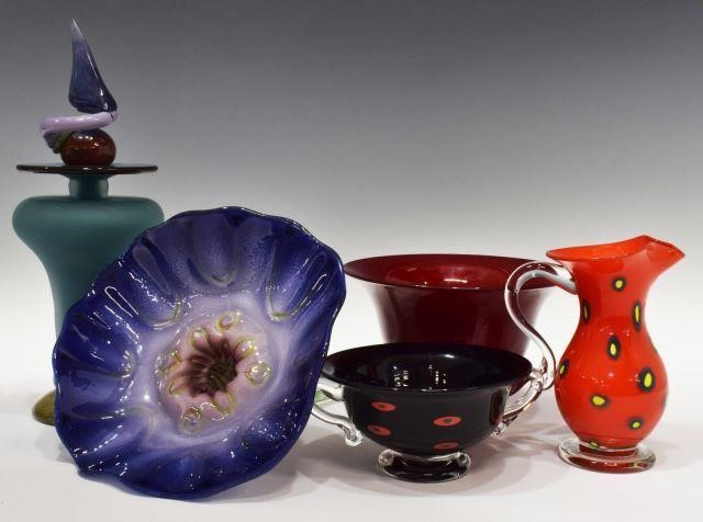 (5) CONTEMPORARY ART GLASS TABLEWARE,