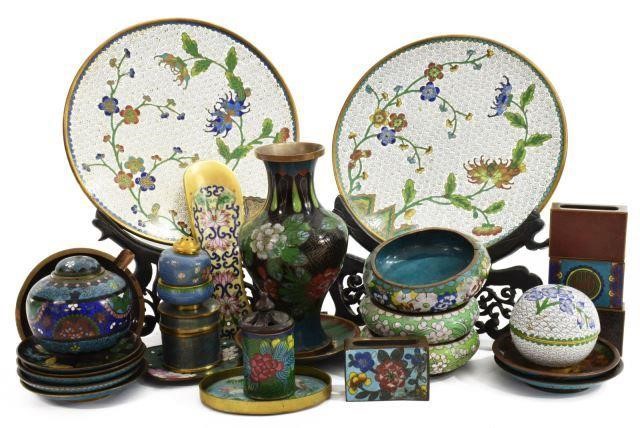 (LOT) CHINESE & JAPANESE CLOISONNE