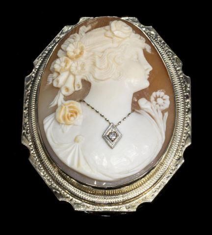 14KT WHITE GOLD CAMEO SHELL DIAMOND 3c2174