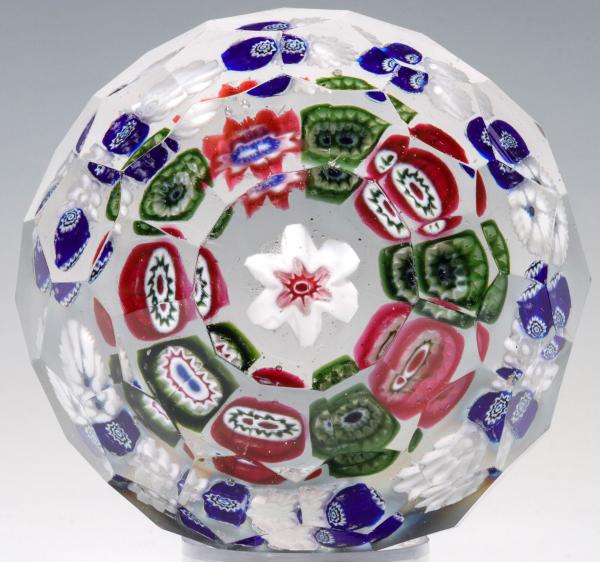 ANTIQUE PAPERWEIGHT WITH MILLEFIORI,