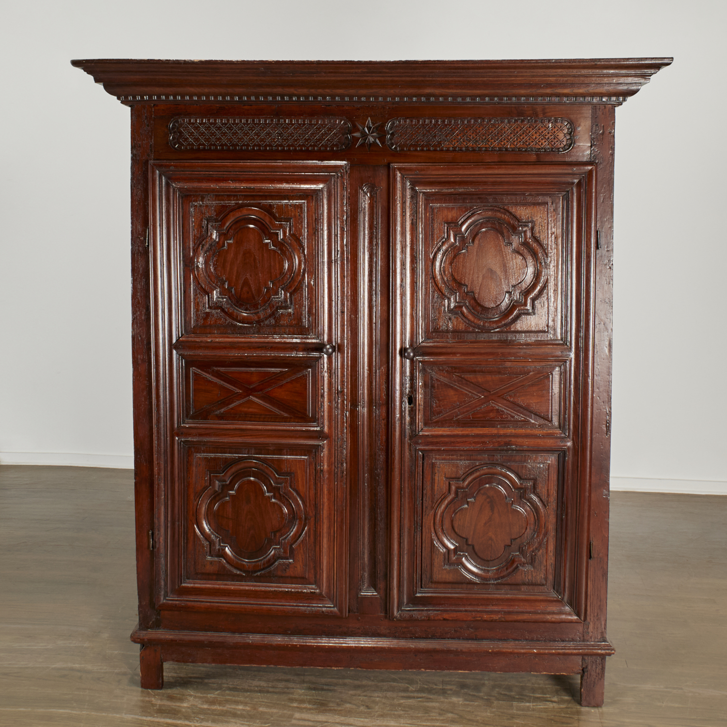 SPANISH BAROQUE COFFERED WALNUT 3c25de