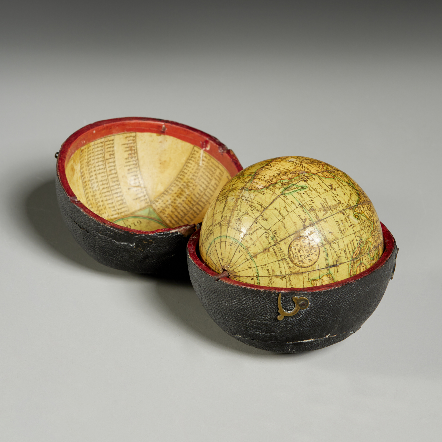 JOHN AND WILLIAM CARY POCKET GLOBE 3c265f