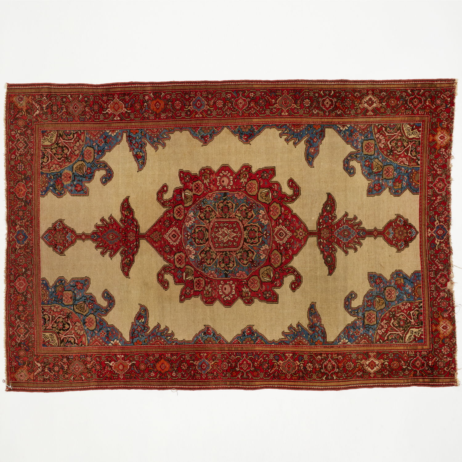 OLD FEREGHAN SAROUK RUG First half