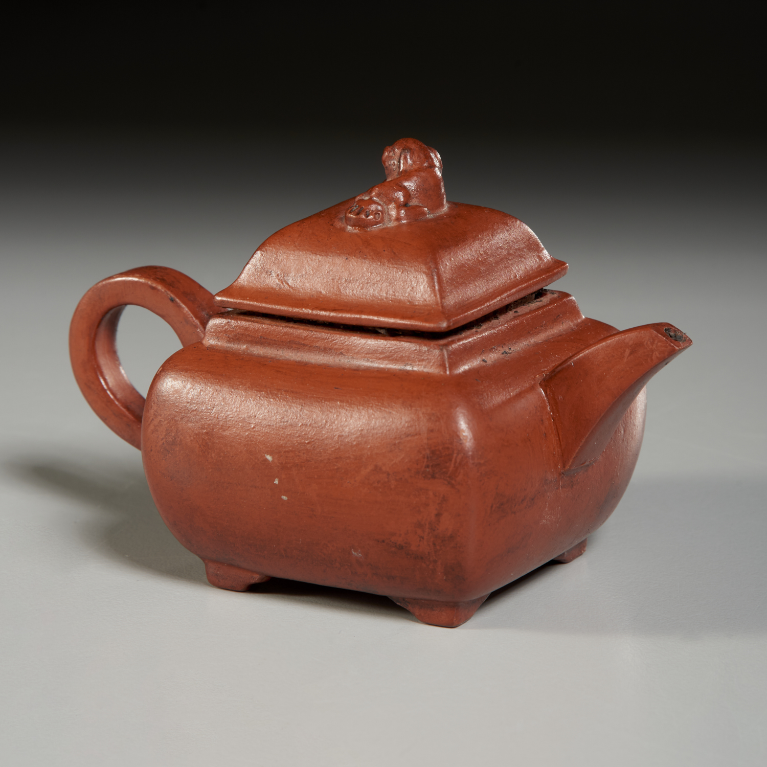 CHINESE MINIATURE YIXING TEAPOT 3c2757