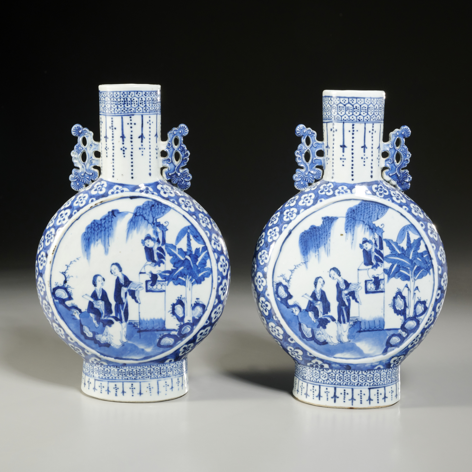 PAIR CHINESE BLUE WHITE MOON FLASKS  3c2760