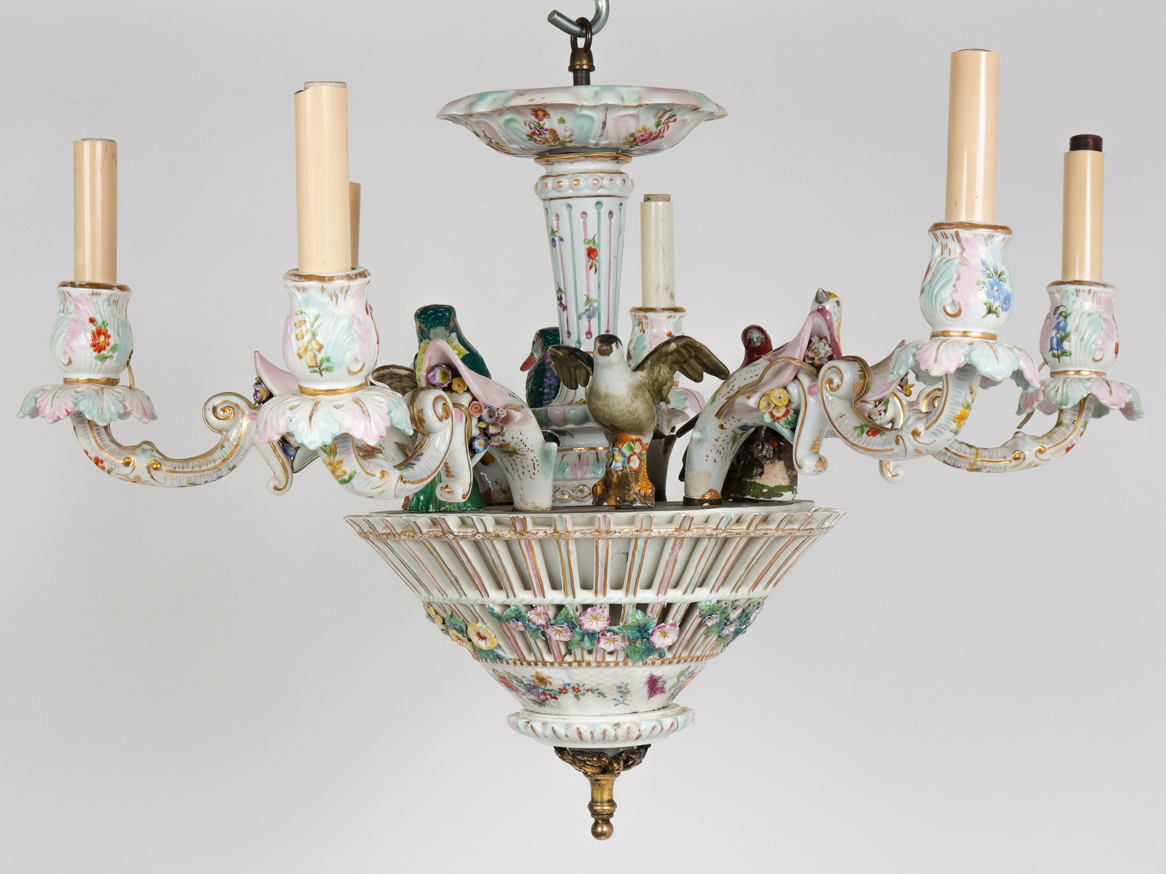 ROCOCO MANNER PORCELAIN CHANDELIER 3c2879