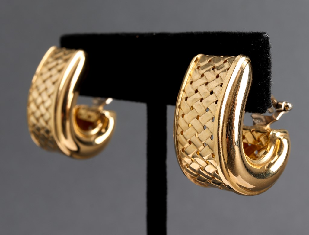 ITALIAN 18K YELLOW GOLD WOVEN TEXTURED