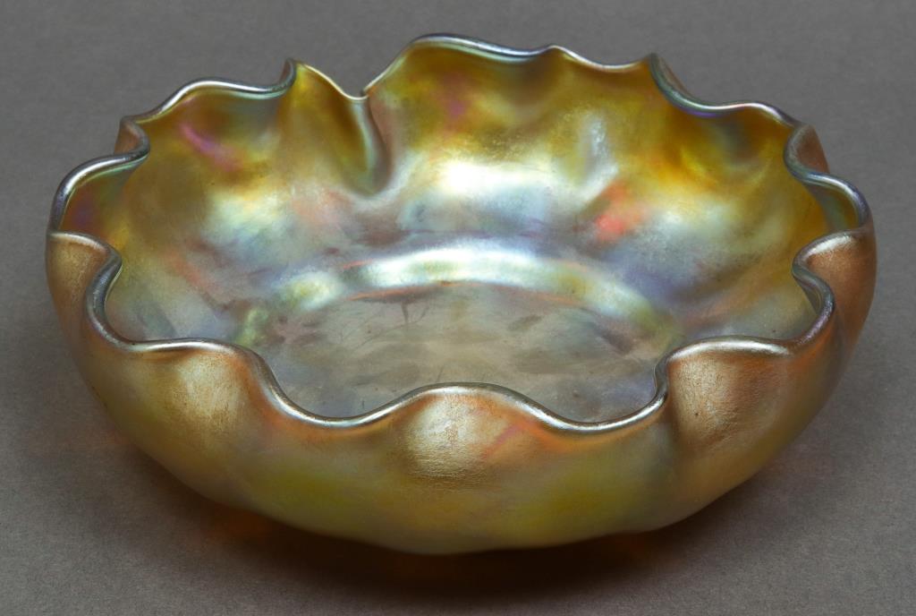 TIFFANY STUDIOS FAVRILE GLASS RUFFLED