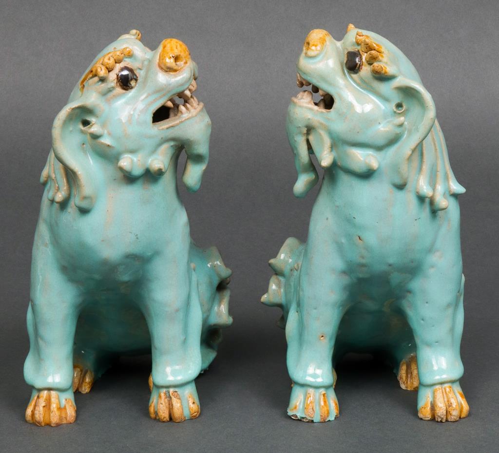 CHINESE TURQUOISE GLAZED CERAMIC 3c29b5