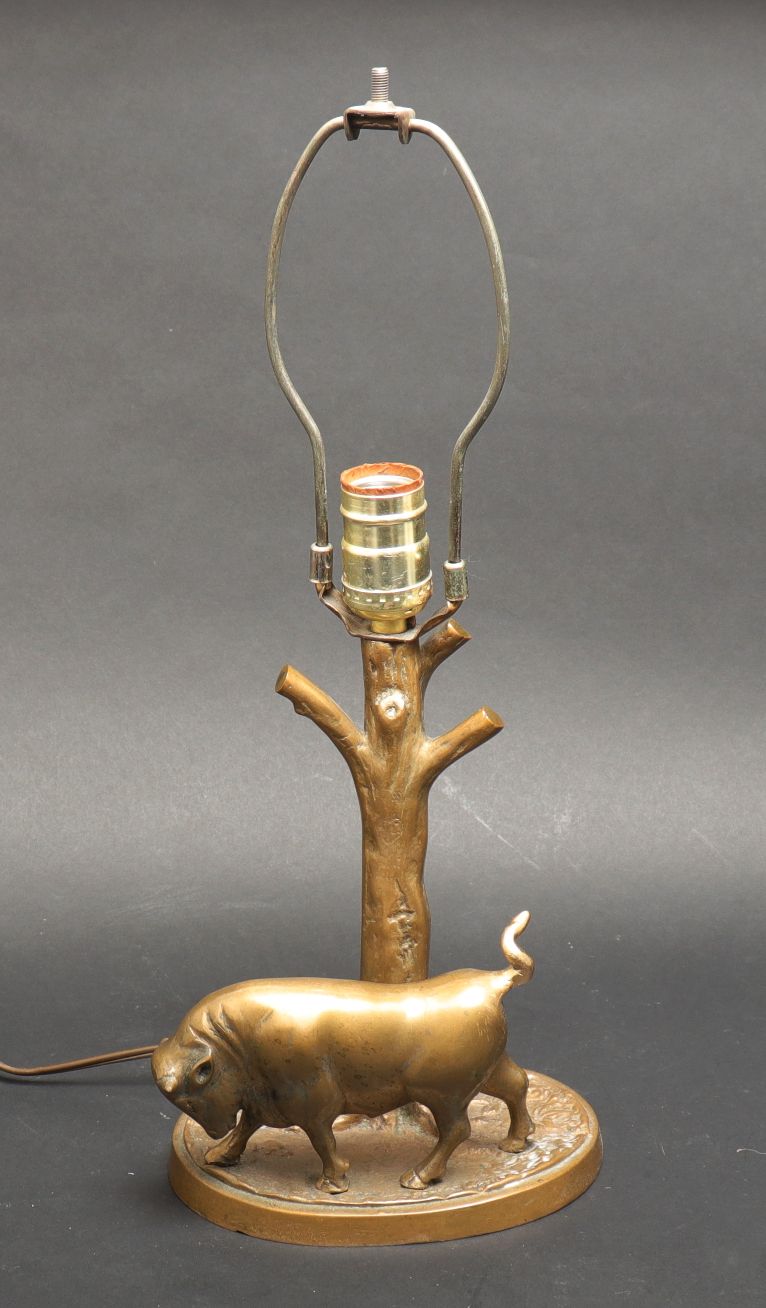 BRONZE BULL TABLE LAMP Table lamp