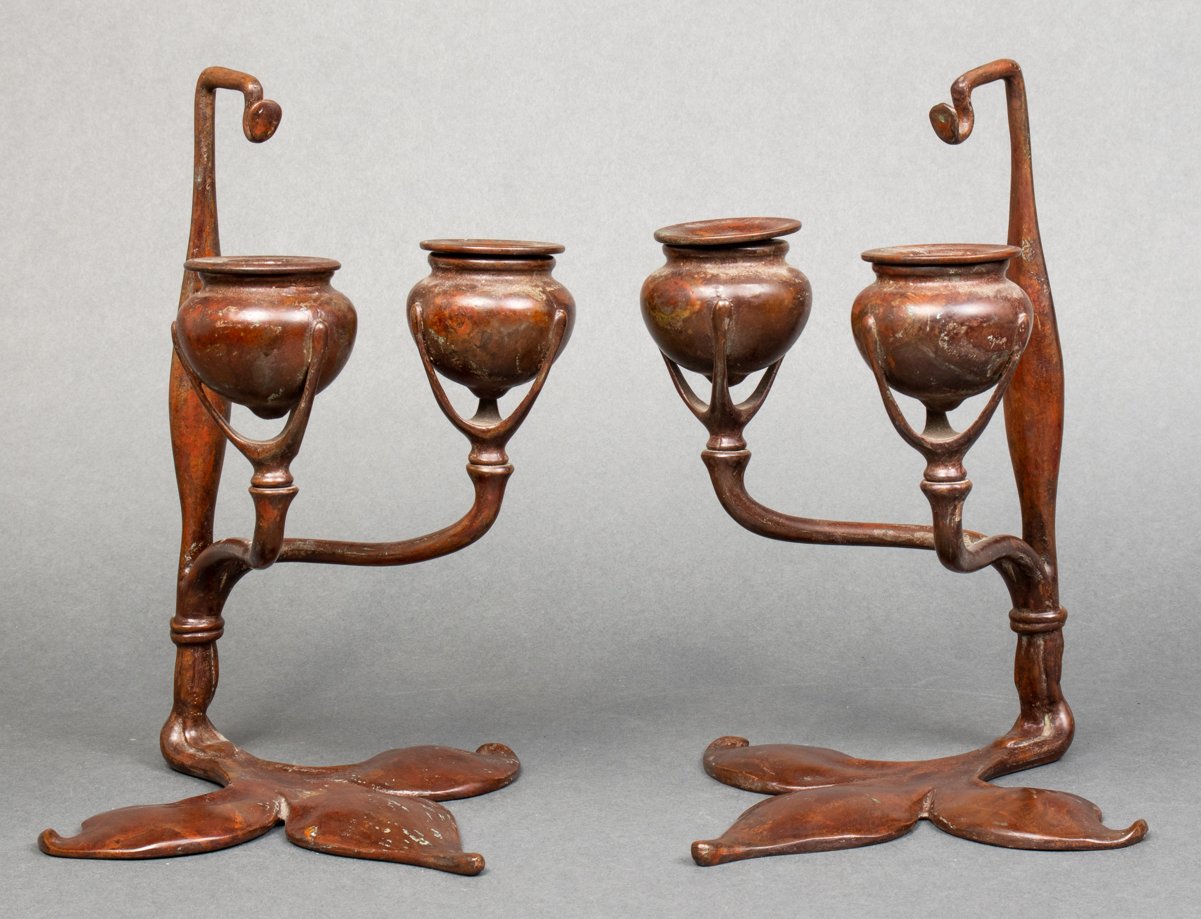 TIFFANY BRONZE FLEUR DE LIS CANDLESTICKS  3c2b8a