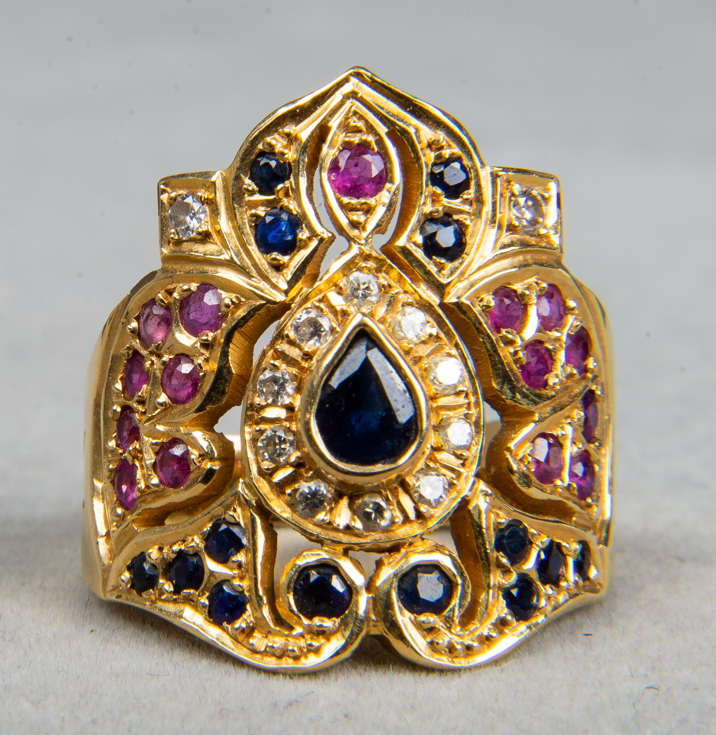 18K YELLOW GOLD DIAMOND SAPPHIRE 3c2cbd