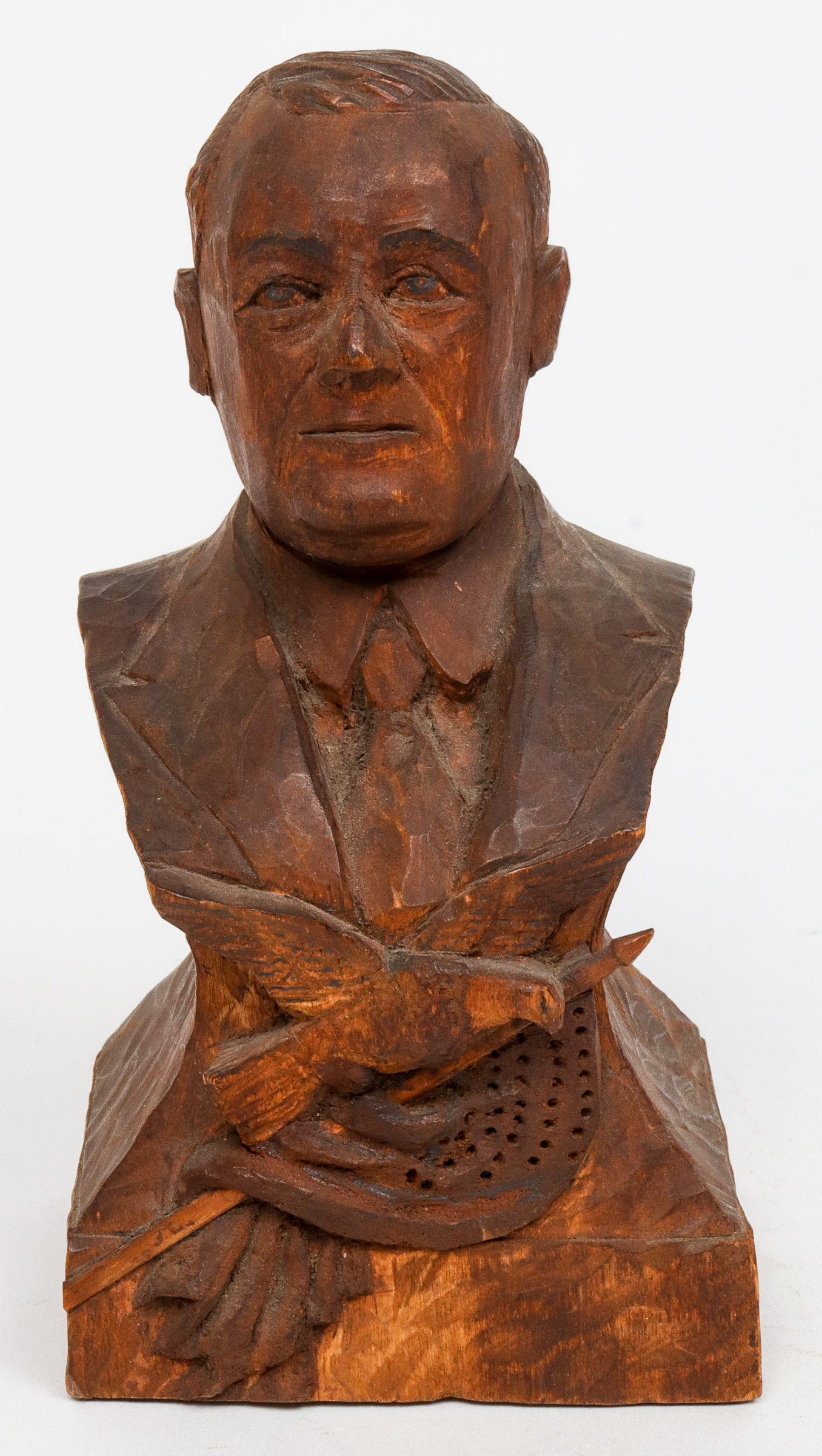 FOLK ART BUST OF A MAN WITH EAGLE 3c2d2d