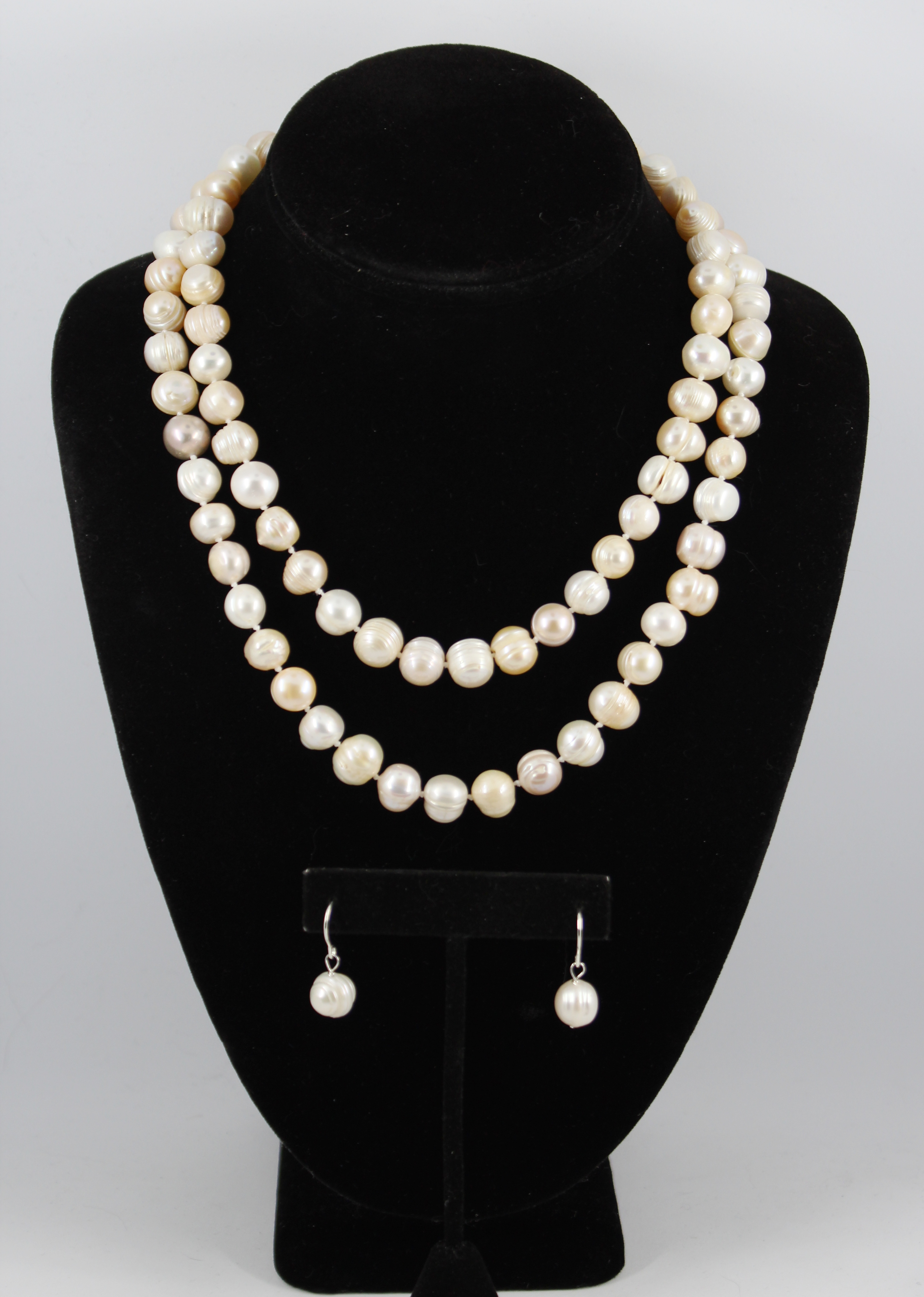 CULTURED FRESHWATER PEARL NECKLACE 3c2e28