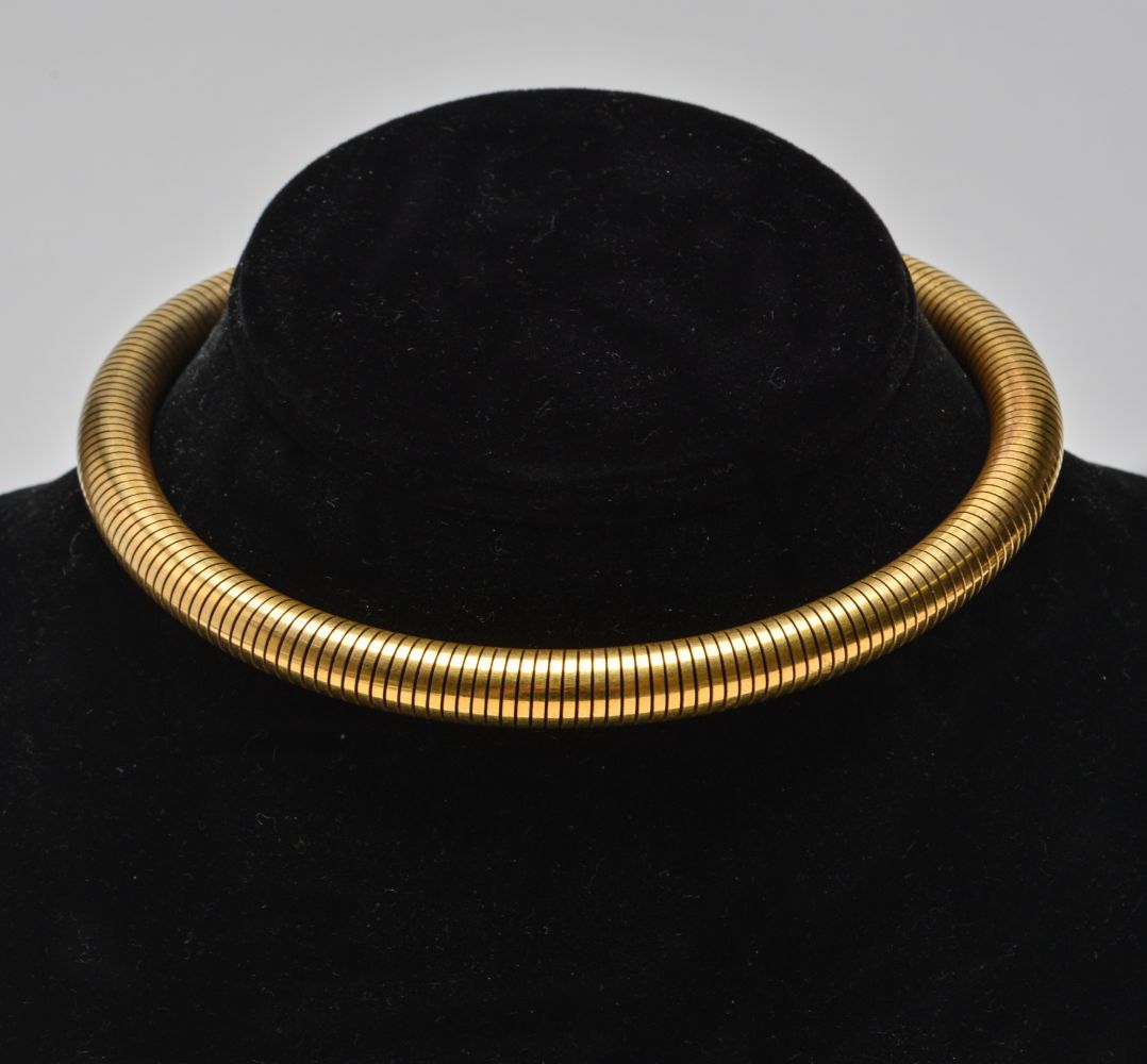 GOLD TONE FLEX CHOKER NECKLACE 3c560b