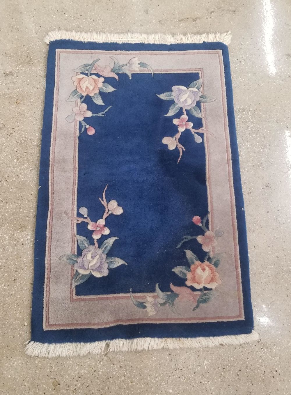 CHINESE FLORAL CARPET, 3' 2" X