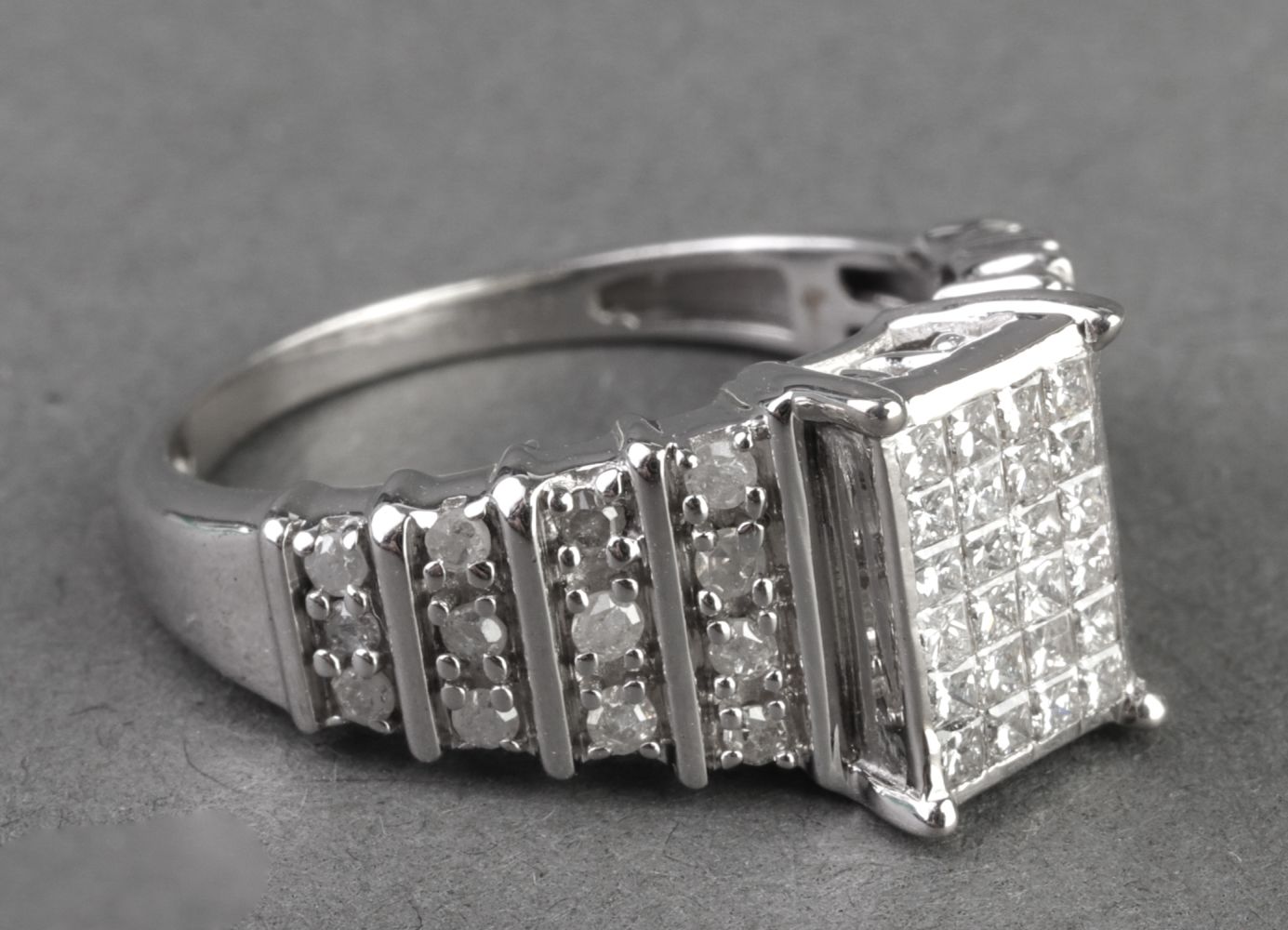 MODERN STERLING SILVER AND DIAMOND