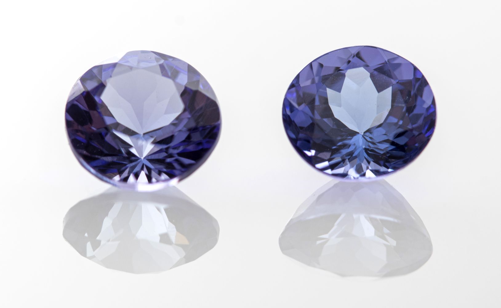 2.80 CTTW. LOOSE ROUND-CUT TANZANITE