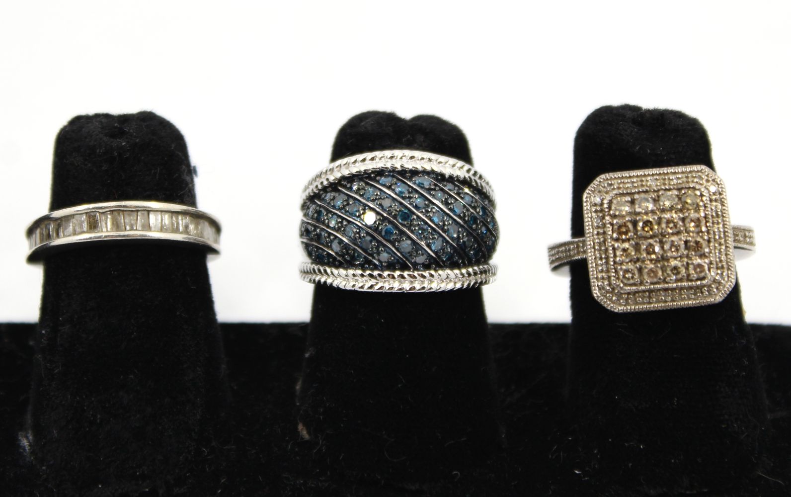 SILVER PAVE DIAMOND RINGS GROUP 3c56a0