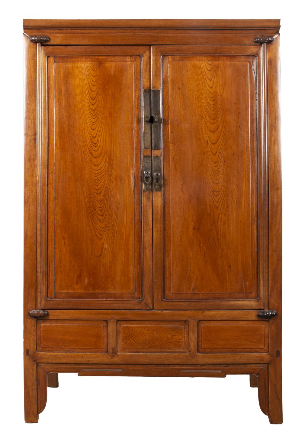 CHINESE CARVED HARDWOOD ARMOIRE 3c56dc