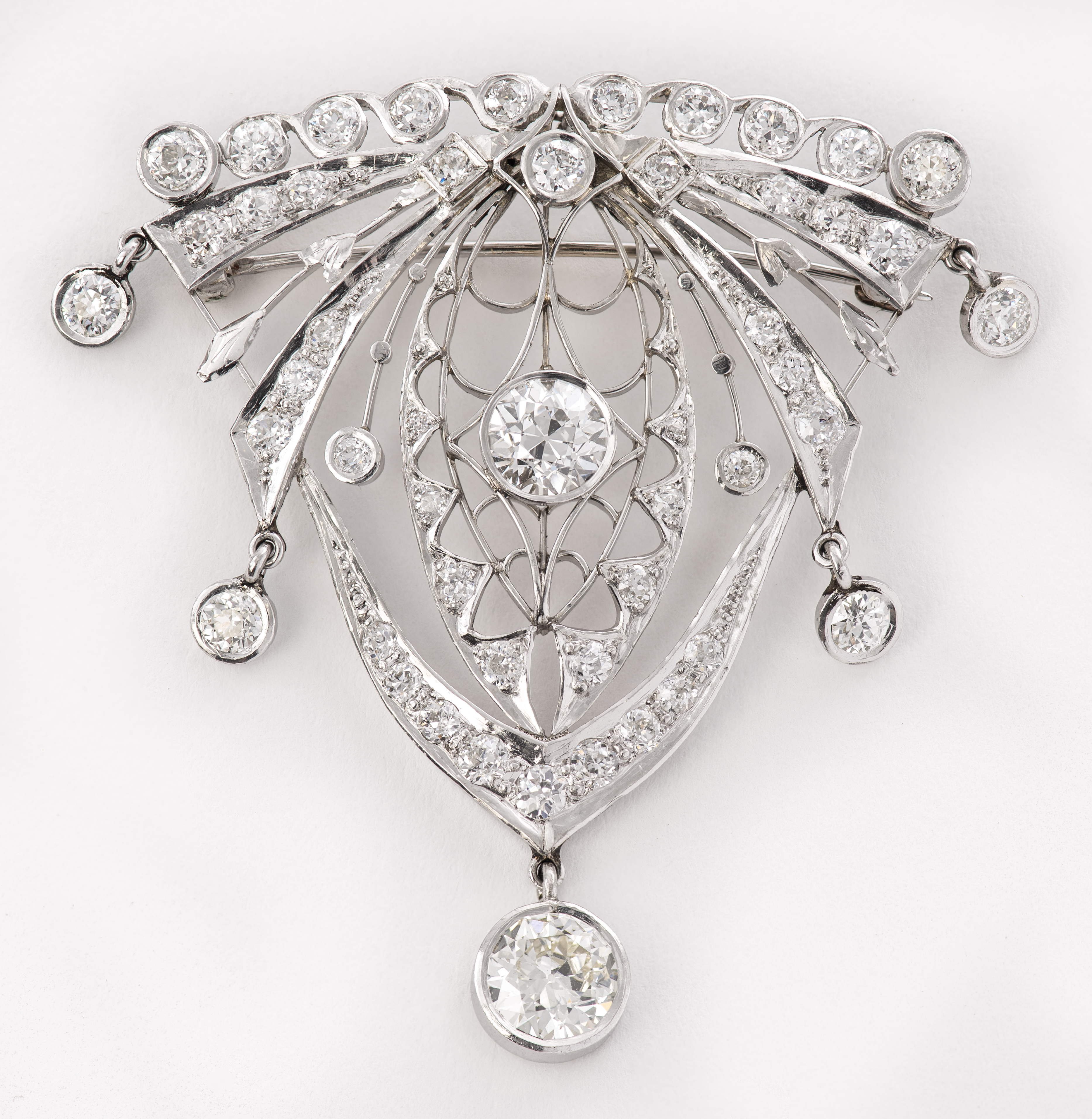 EDWARDIAN PLATINUM DIAMOND FILIGREE 3c57d0