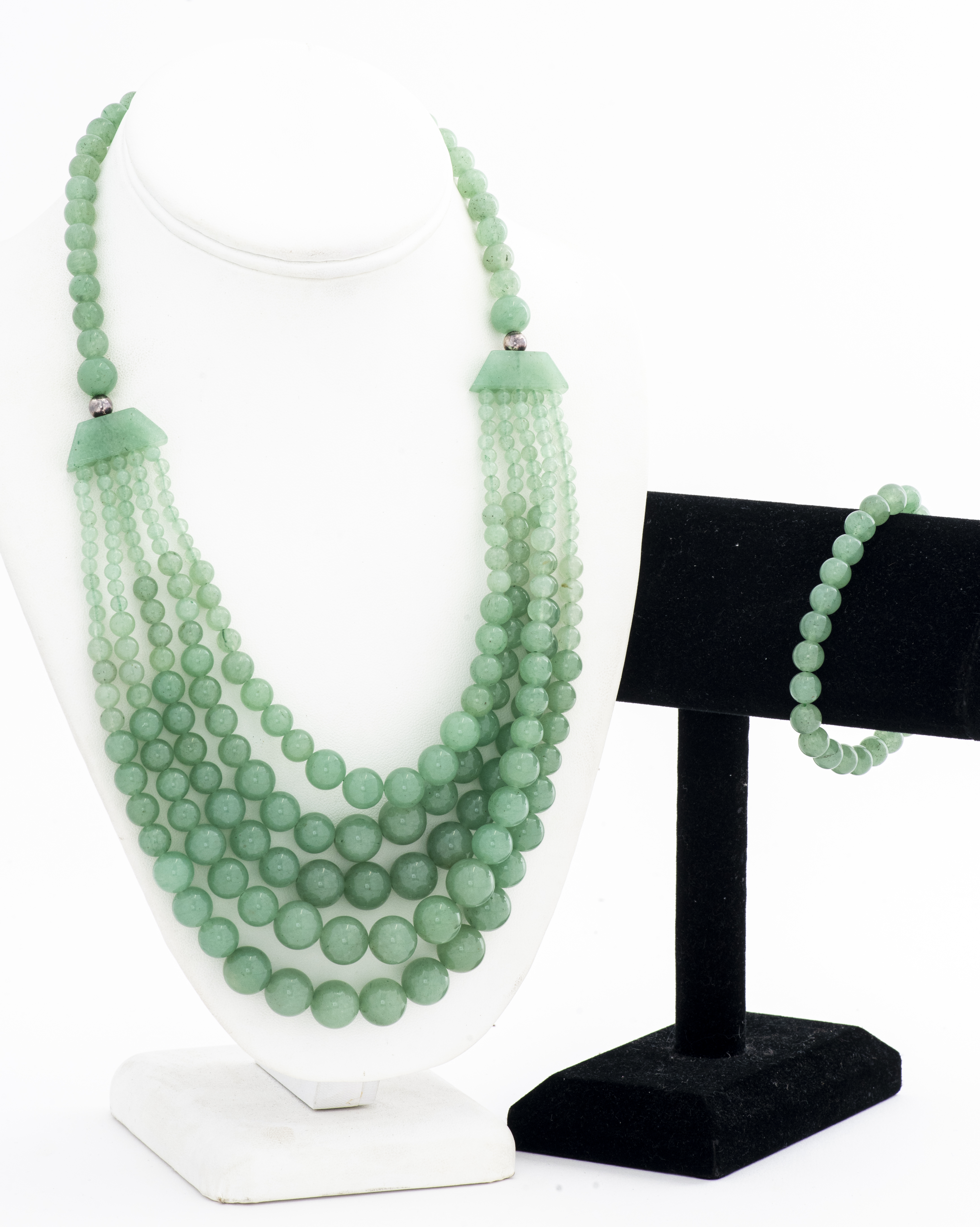 JADE MULTI STRAND BIB BEAD NECKLACE 3c59f3