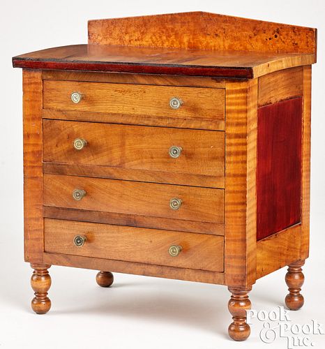 MINIATURE CHEST OF DRAWERS 19TH 3c5c55