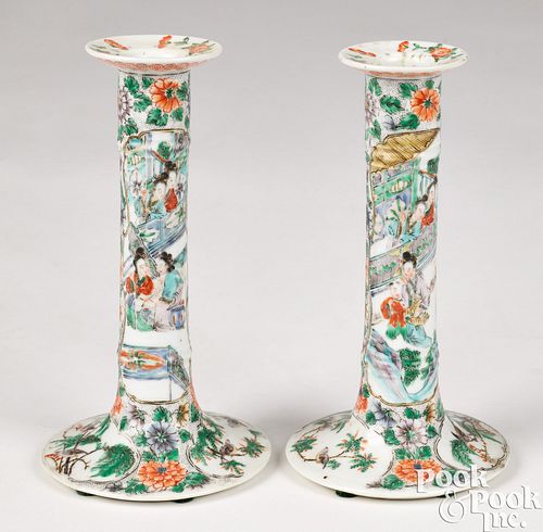 PAIR OF CHINESE EXPORT PORCELAIN