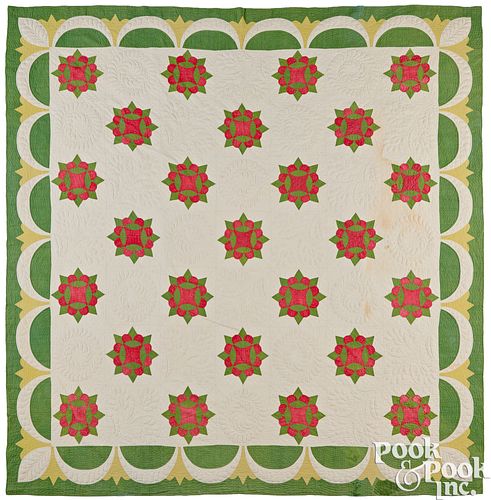 FLORAL APPLIQUé AND TRAPUNTO QUILT,